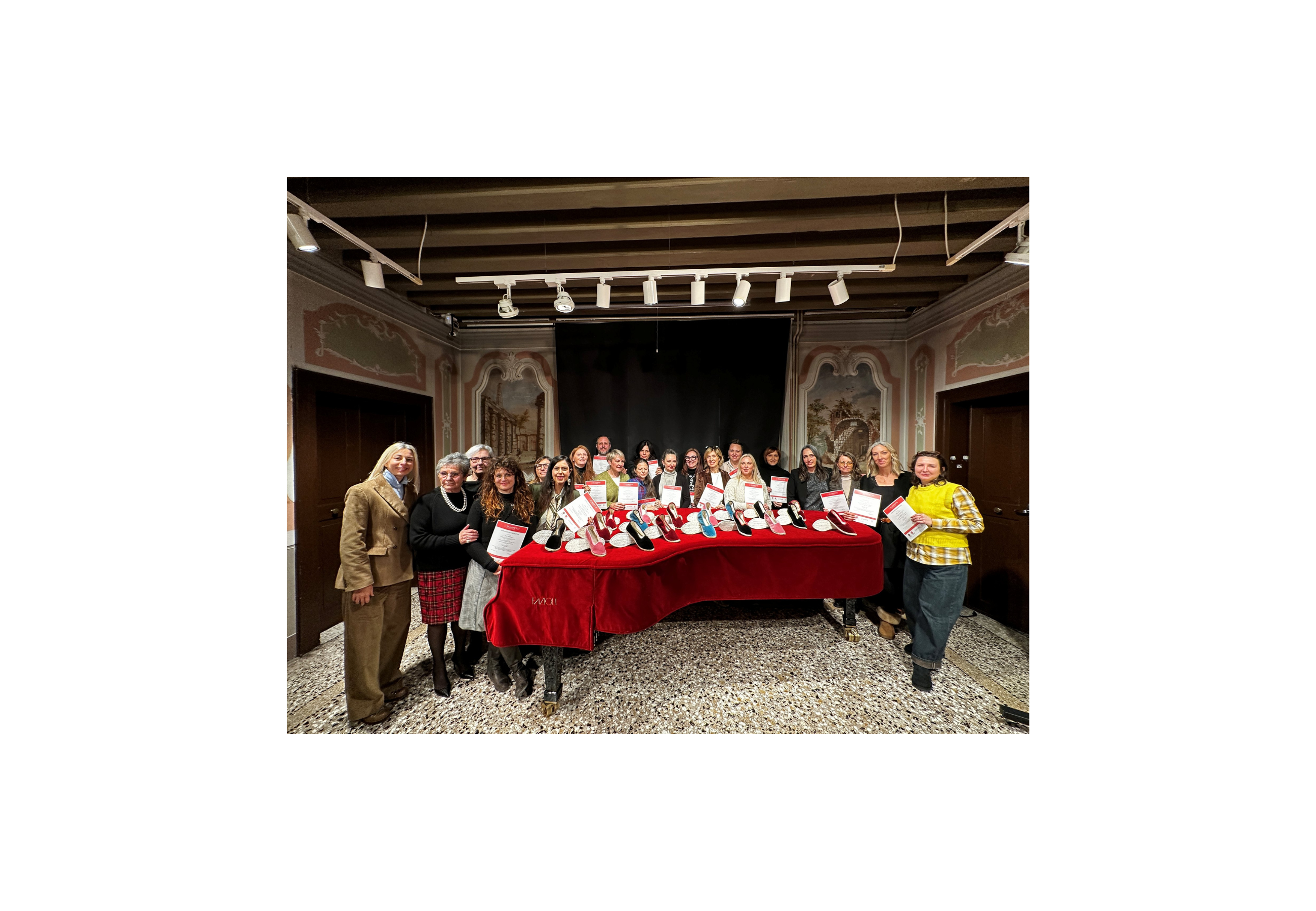 foto consegna attestati scarpetti